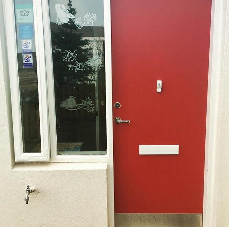 Guesthouse Hvitahusid Akureyri Ngoại thất bức ảnh