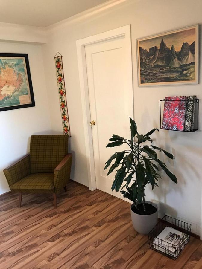 Guesthouse Hvitahusid Akureyri Ngoại thất bức ảnh