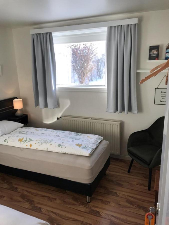 Guesthouse Hvitahusid Akureyri Ngoại thất bức ảnh