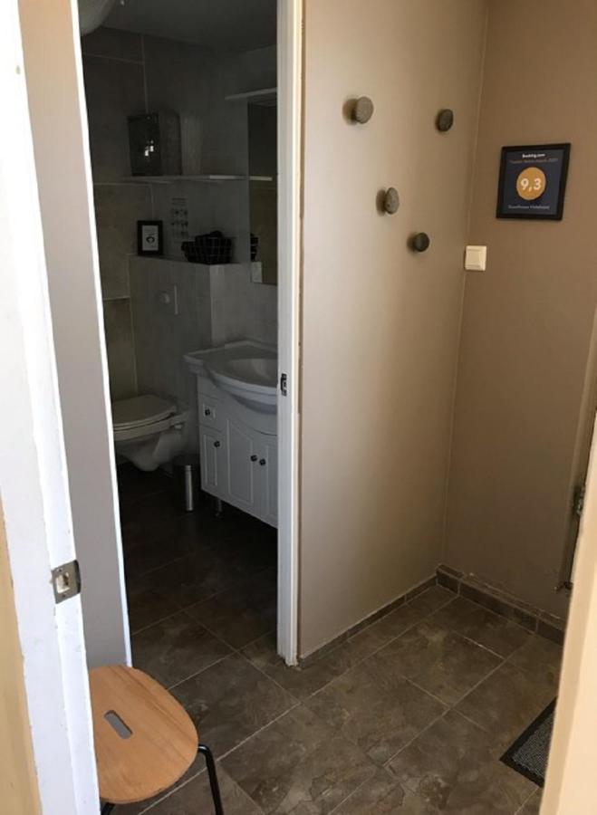 Guesthouse Hvitahusid Akureyri Ngoại thất bức ảnh
